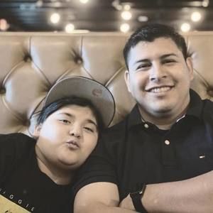 Meet your Posher, Luis